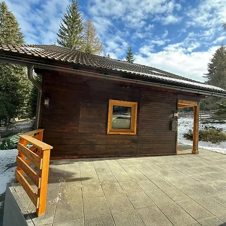 Eulium - Retreat Chalet