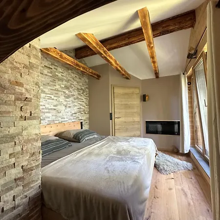 Eulium - Retreat Chalet *